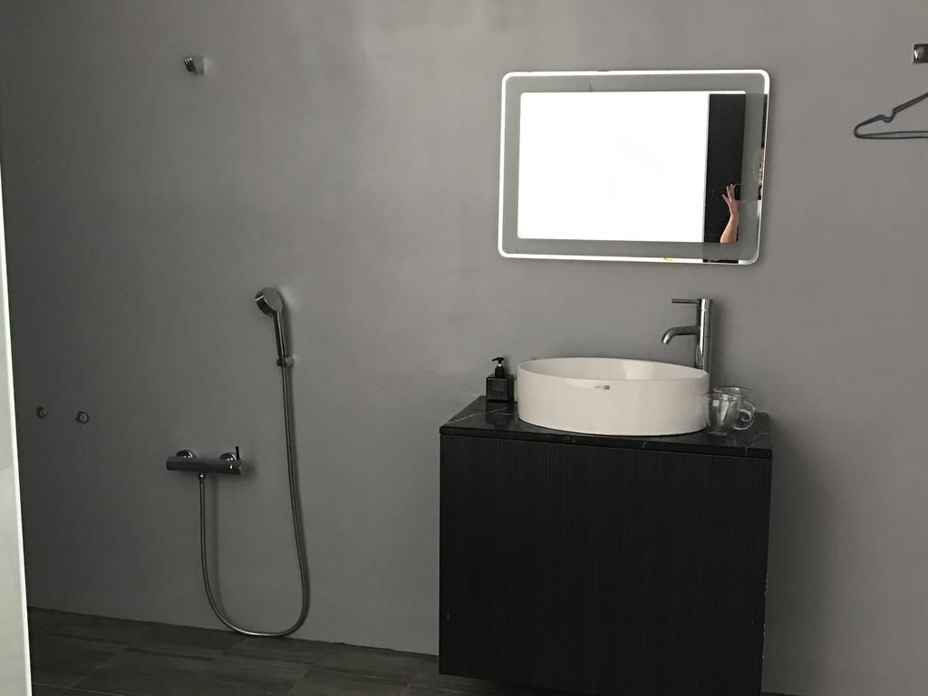 日光包棟輕旅宿 Azul Hostel Кендин Екстериор снимка